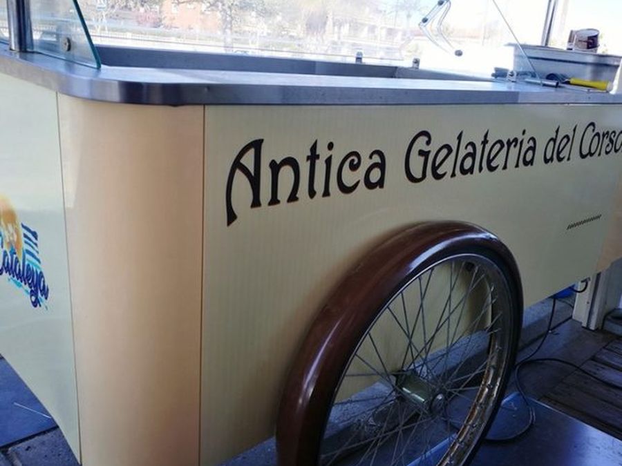 Trabajo de mobiliario y carpintería de Vinilarte (8)