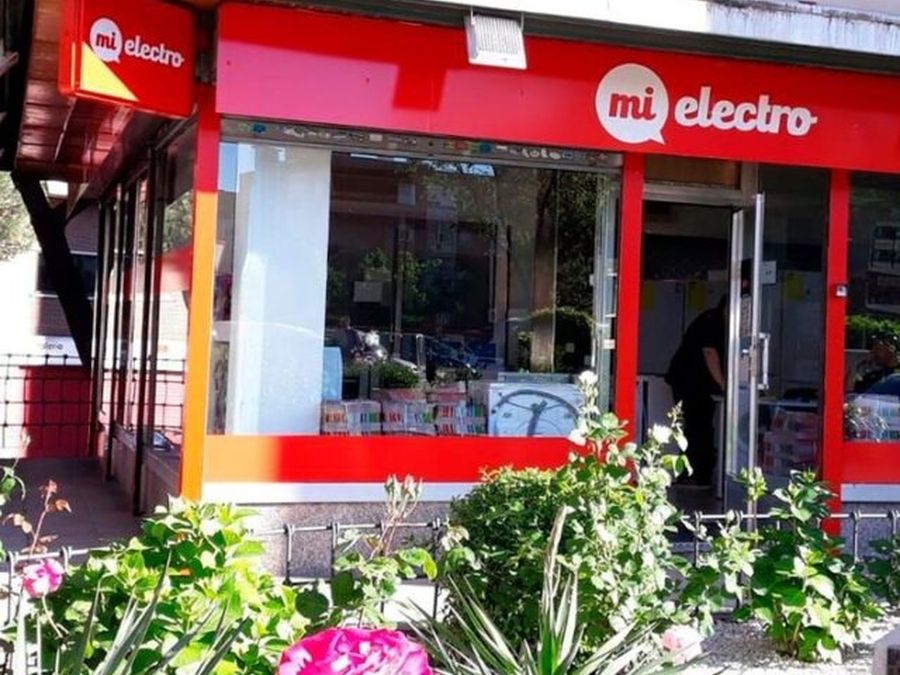Trabajo de rotulación de franquicias de Vinilarte (3)